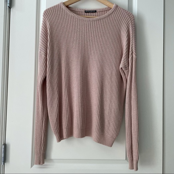 Brandy Melville Sweater - Picture 1 of 4